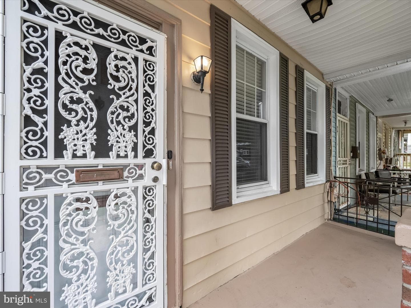 1616 T Street SE photo 3