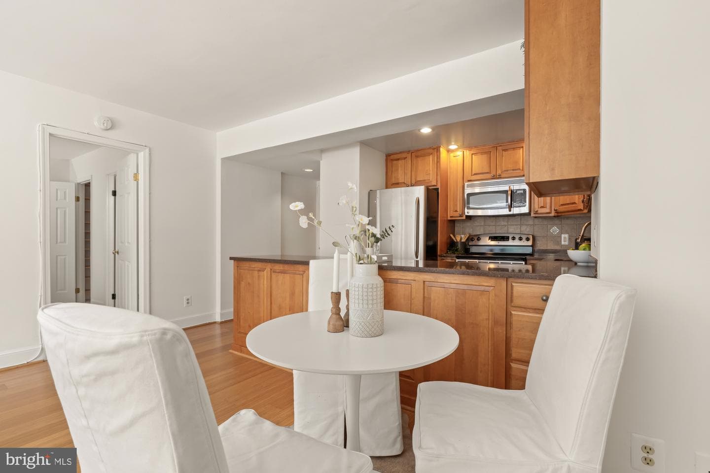 1825 T Street NW #104 photo 6