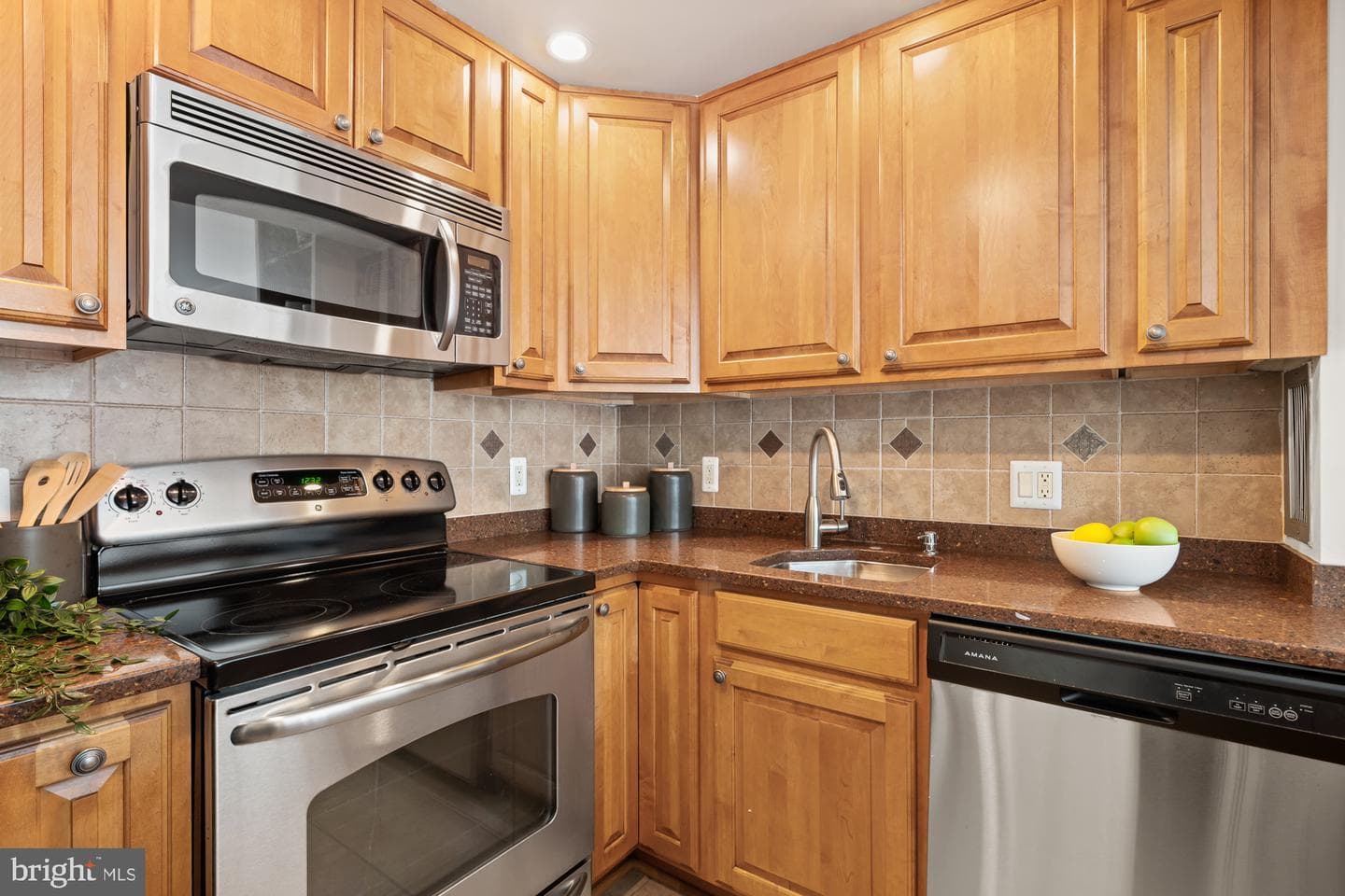 1825 T Street NW #104 photo 9