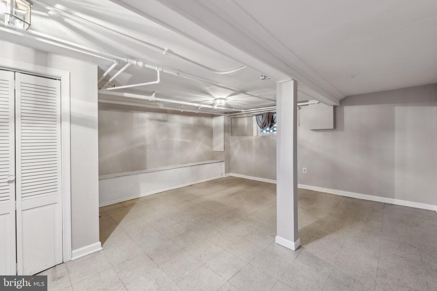 1306 E Street NE photo 15