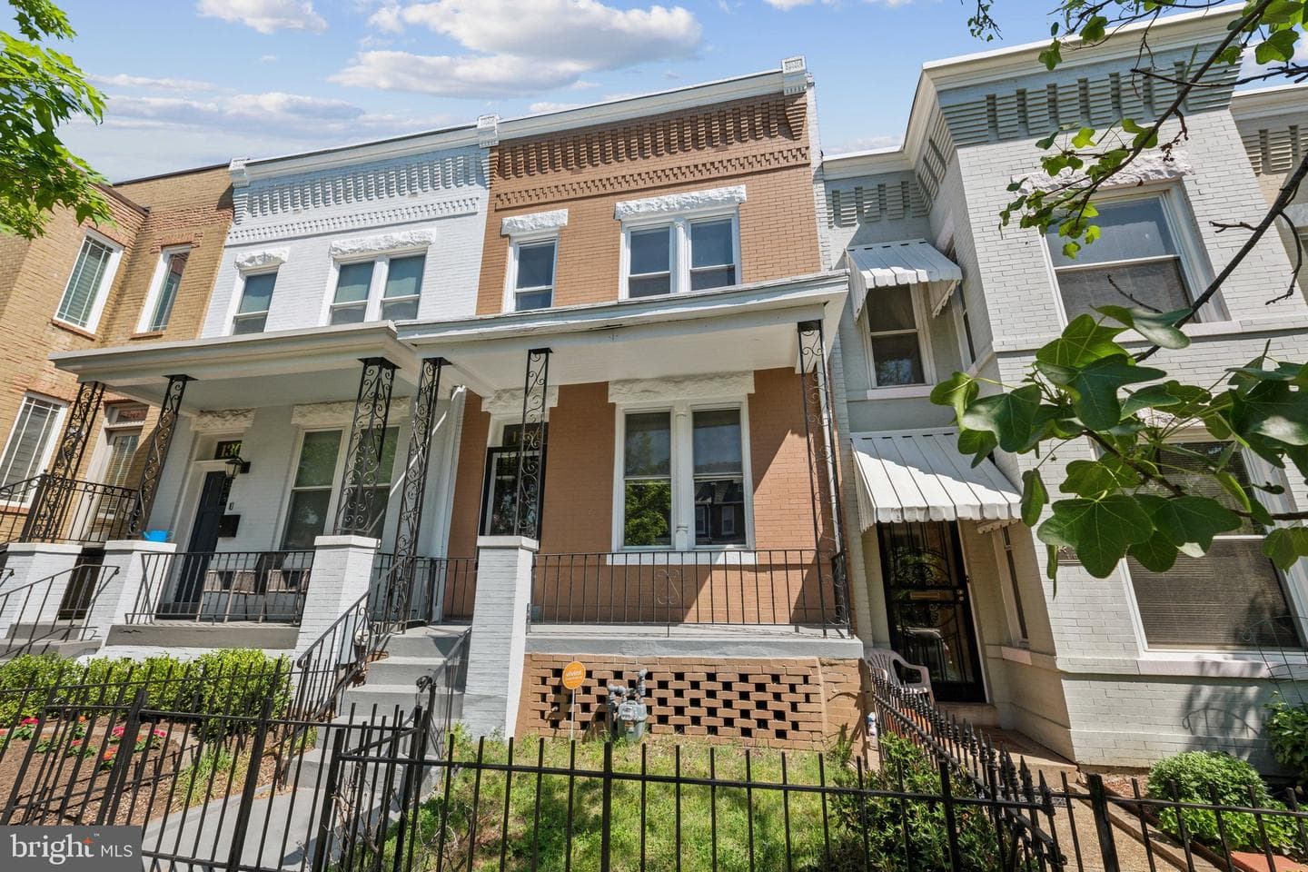 1306 E Street NE photo 23