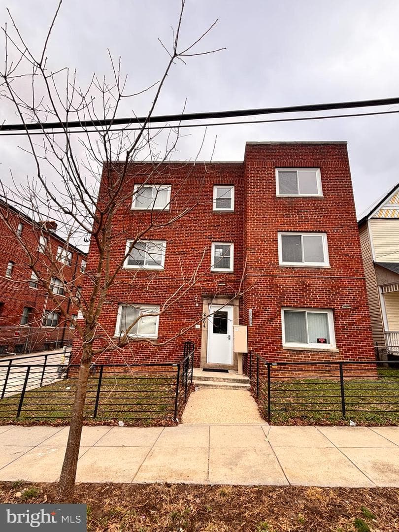 2504 22nd Street NE #6 photo 1