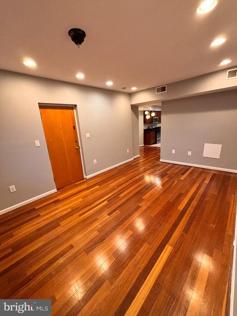 2504 22nd Street NE #6 photo 2