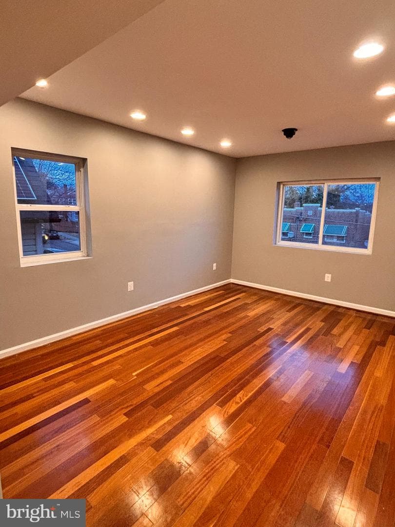 2504 22nd Street NE #6 photo 3