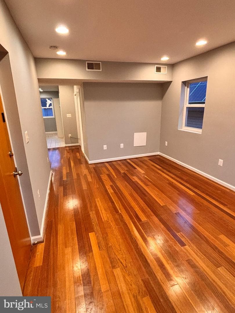 2504 22nd Street NE #6 photo 4