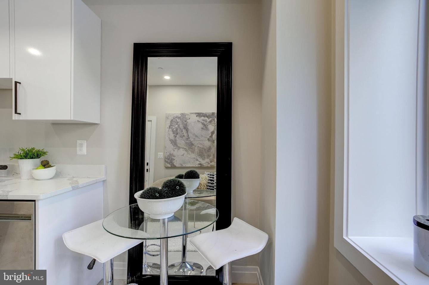 2301 Ontario Road NW #101 photo 4