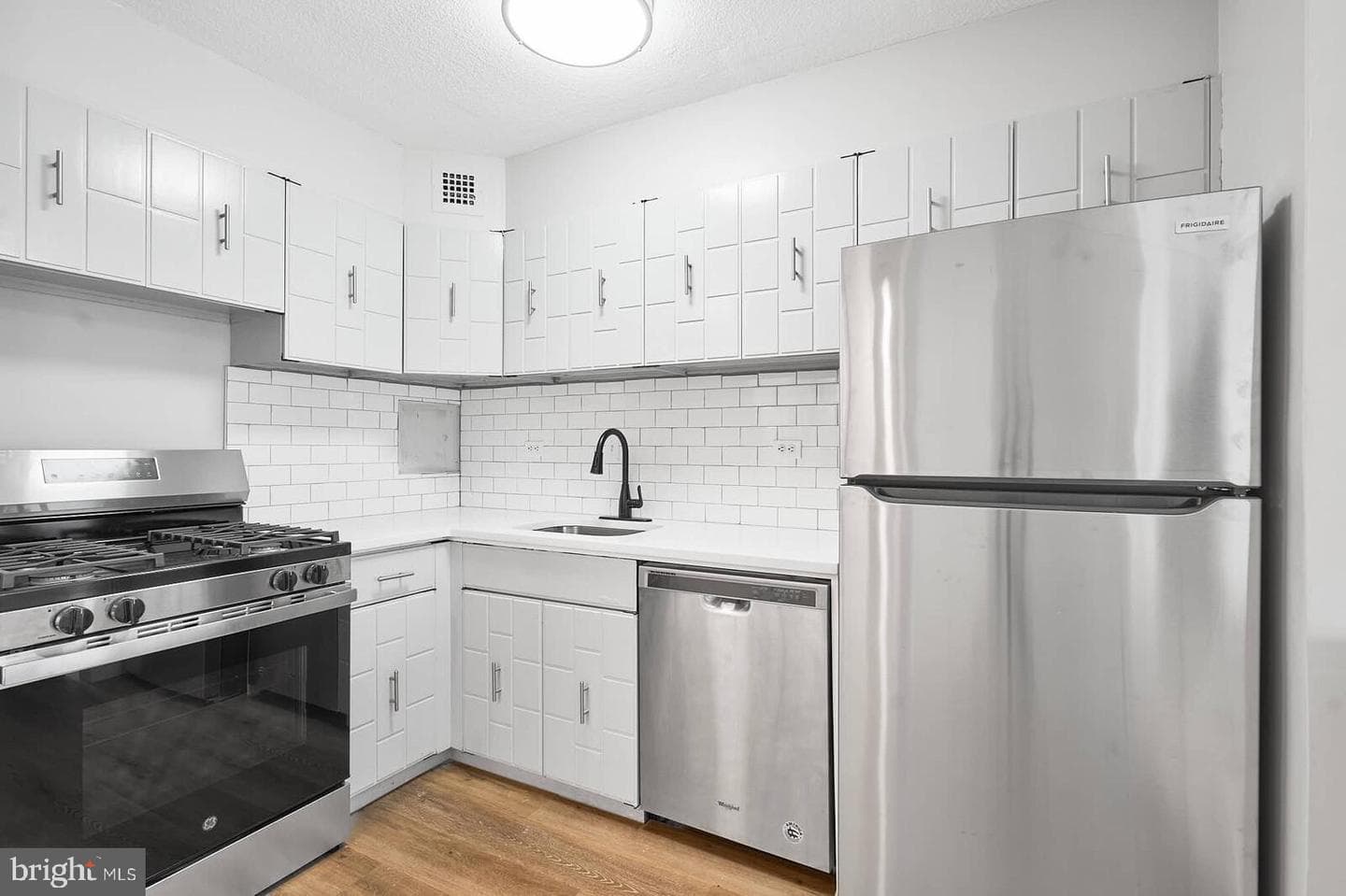 700 7th Street SW #313 photo 20