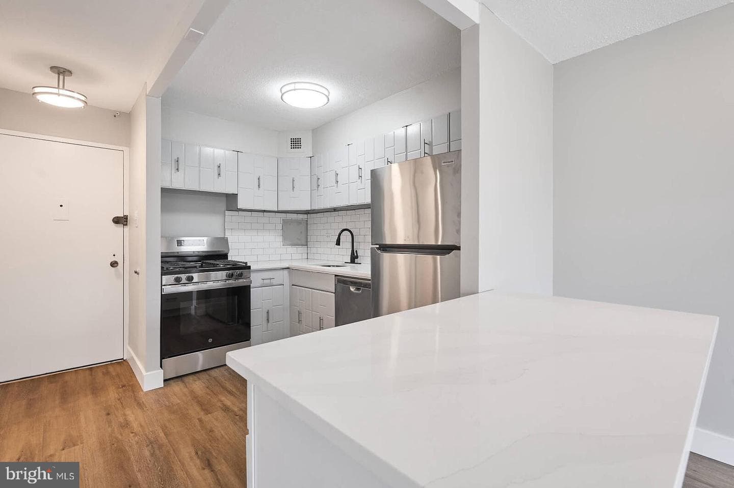 700 7th Street SW #313 photo 4