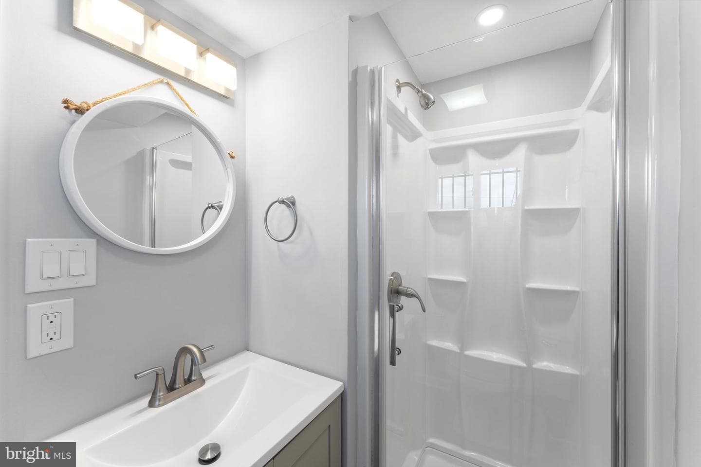 5213 12th Street NE photo 26