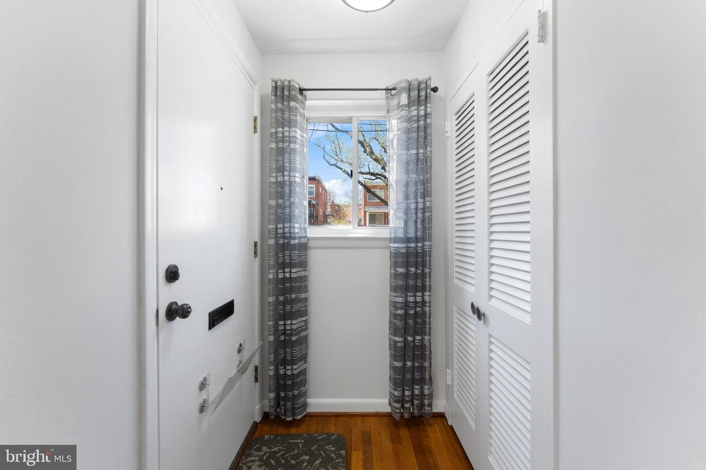5213 12th Street NE photo 4