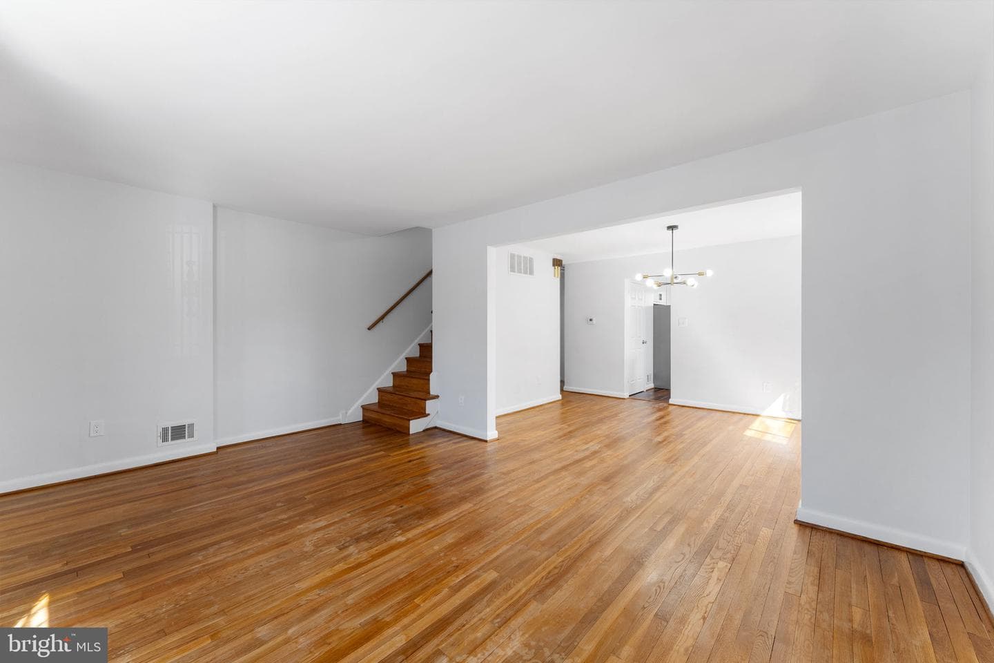 5213 12th Street NE photo 7