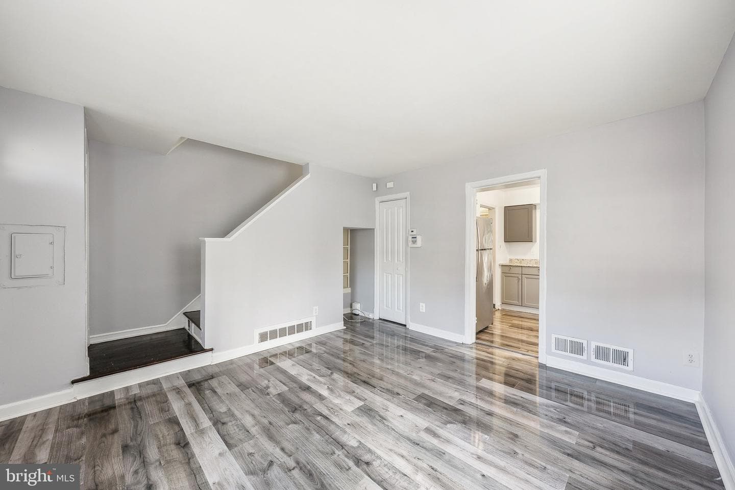 102 46th Street SE photo 4