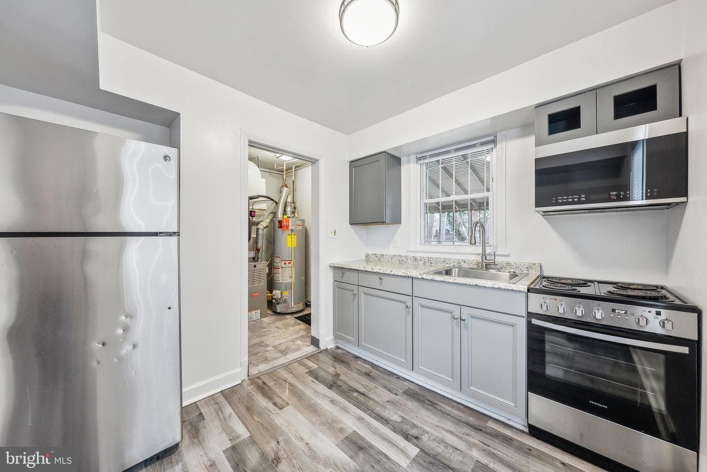 102 46th Street SE photo 8