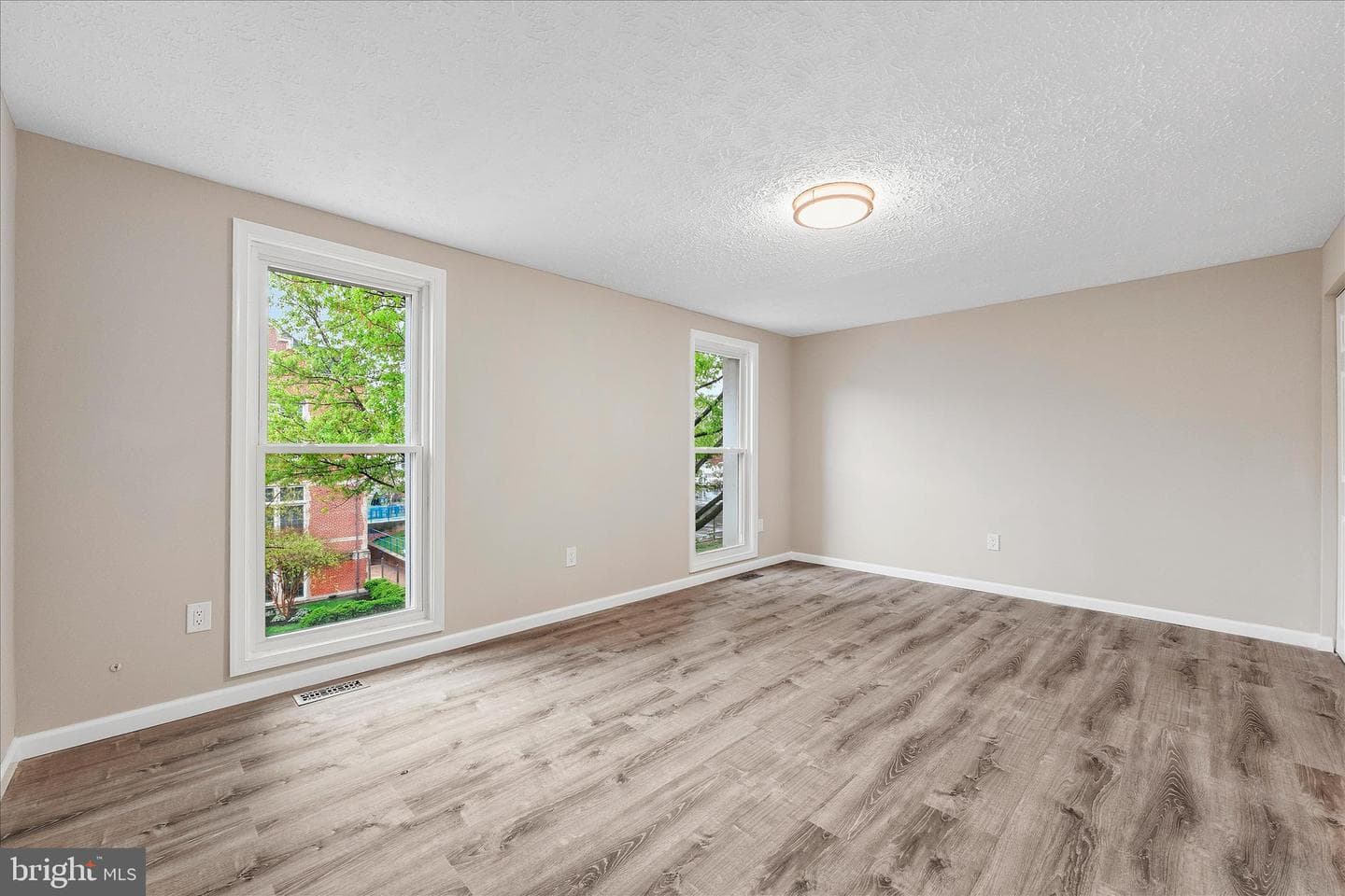 1121 Harvard Street NW #f photo 28