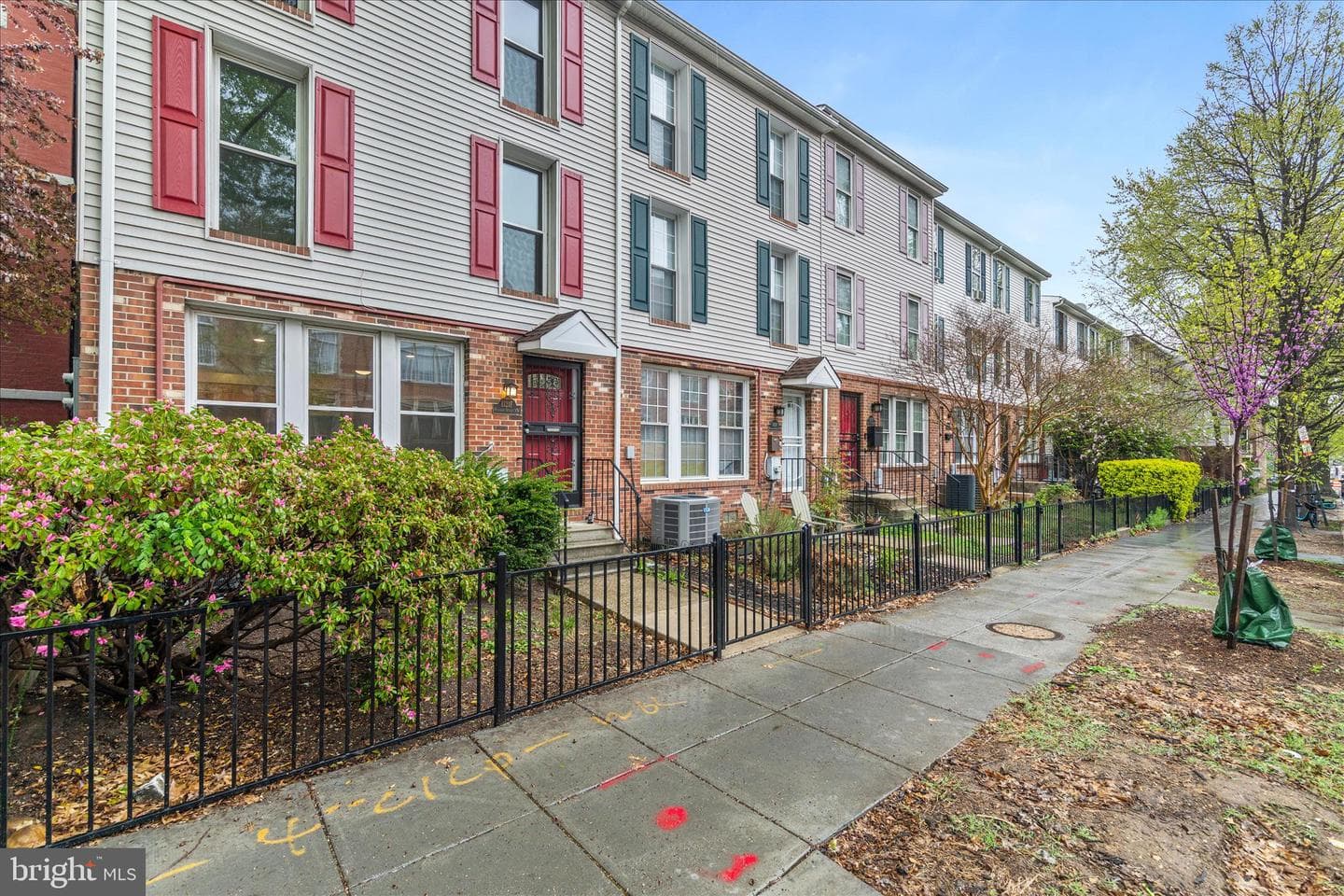 1121 Harvard Street NW #f photo 3