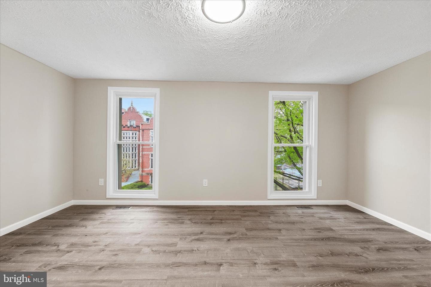 1121 Harvard Street NW #f photo 31