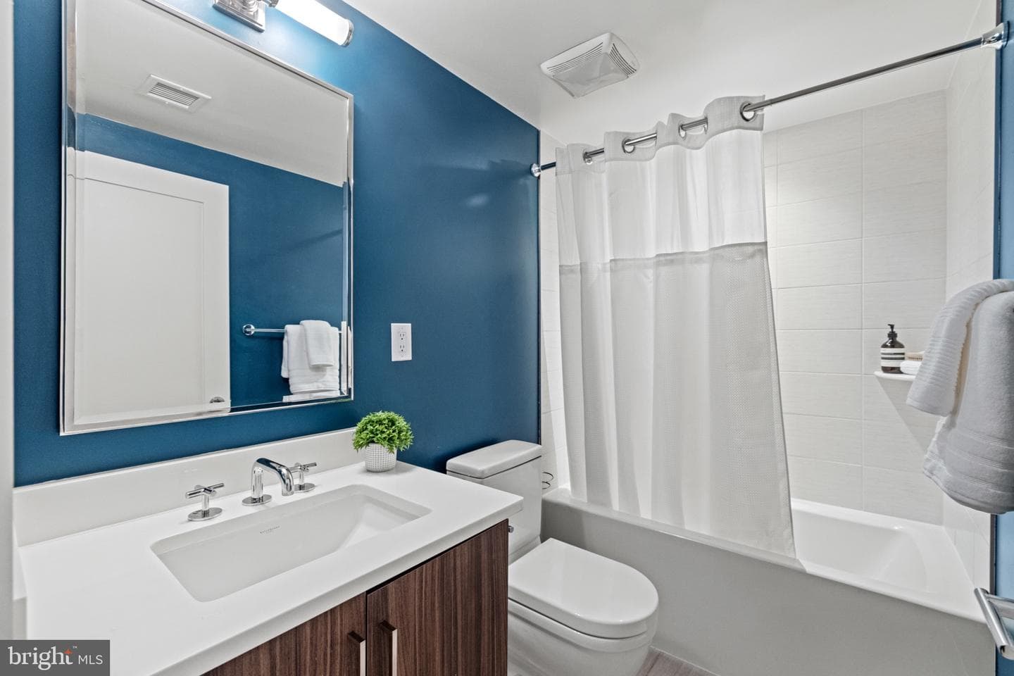 611 D Street SE #4a photo 20