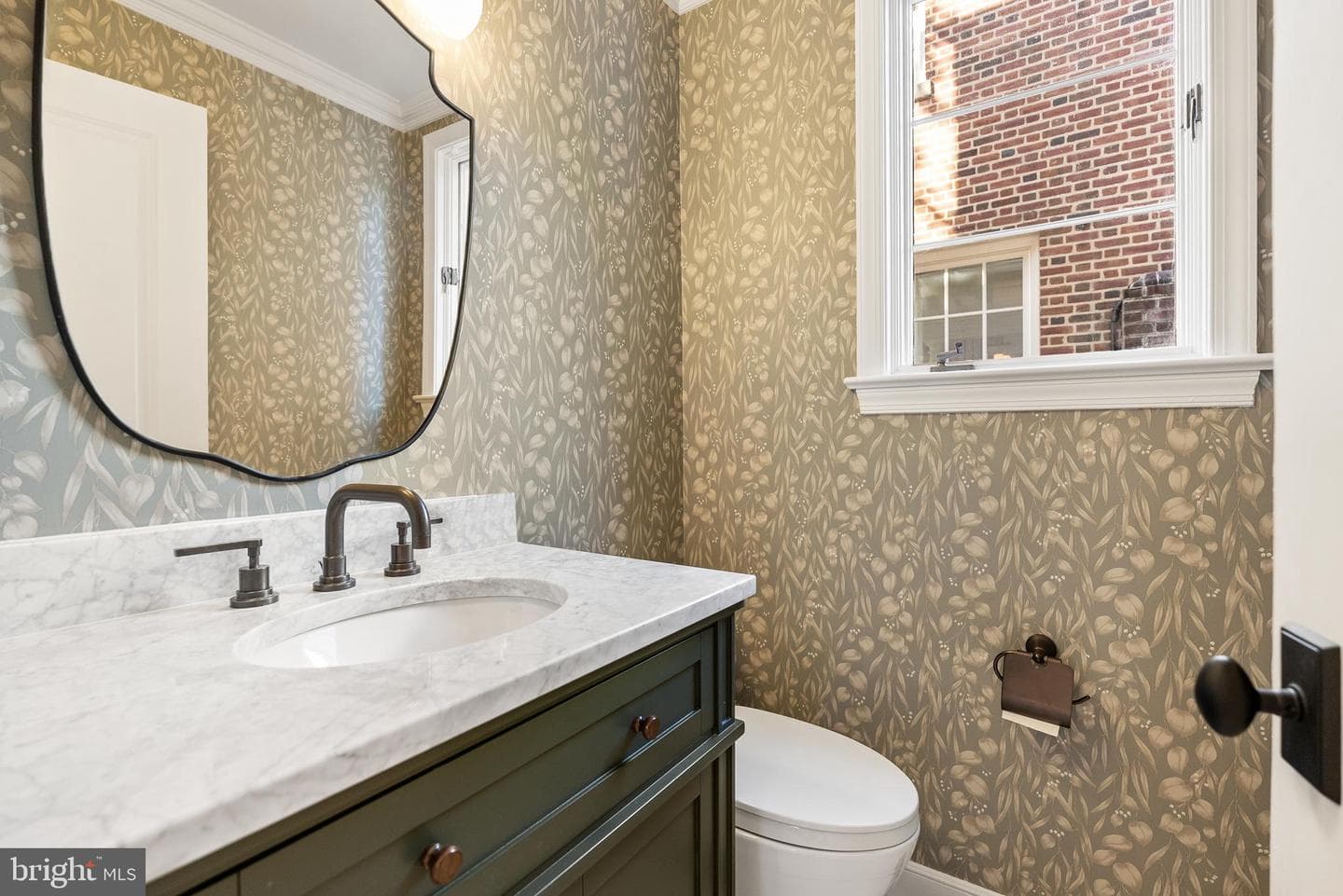 2429 California Street NW photo 13