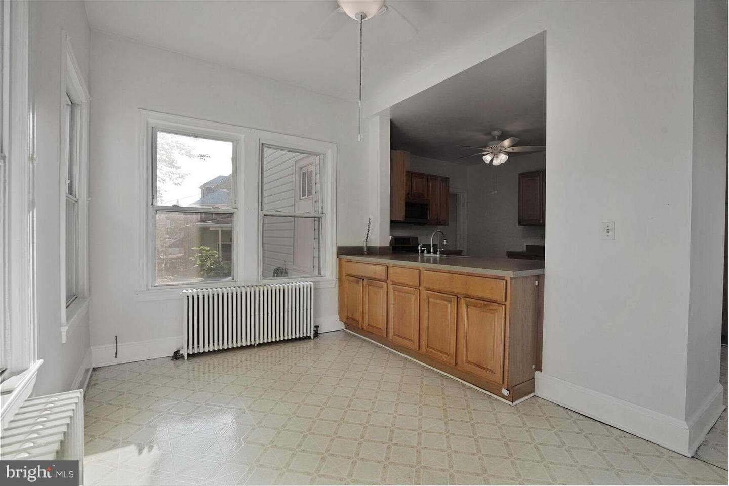 1033 Newton Street NE photo 20