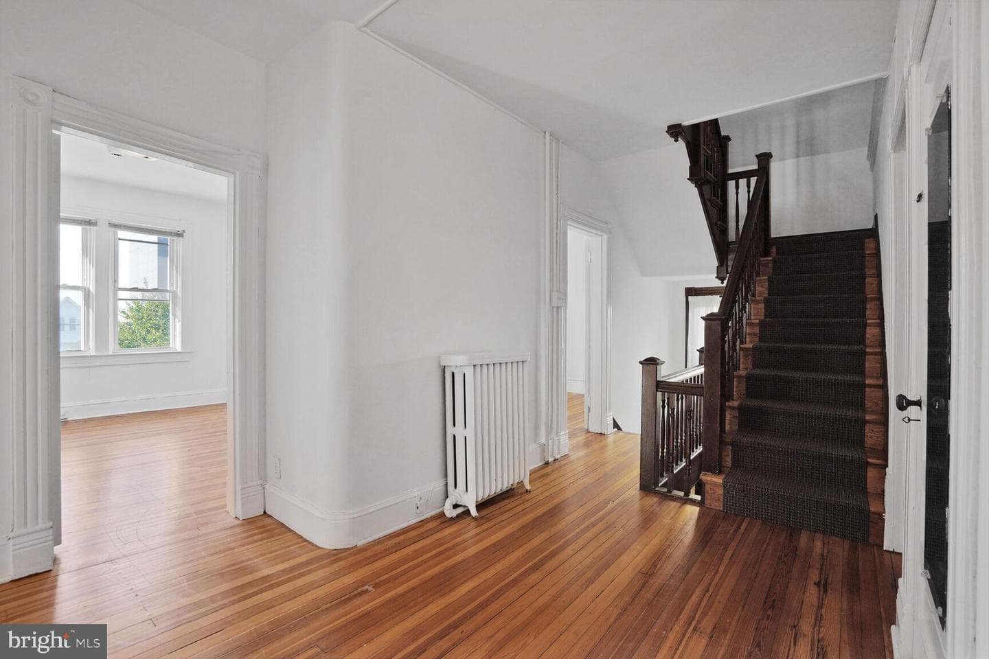 1033 Newton Street NE photo 23
