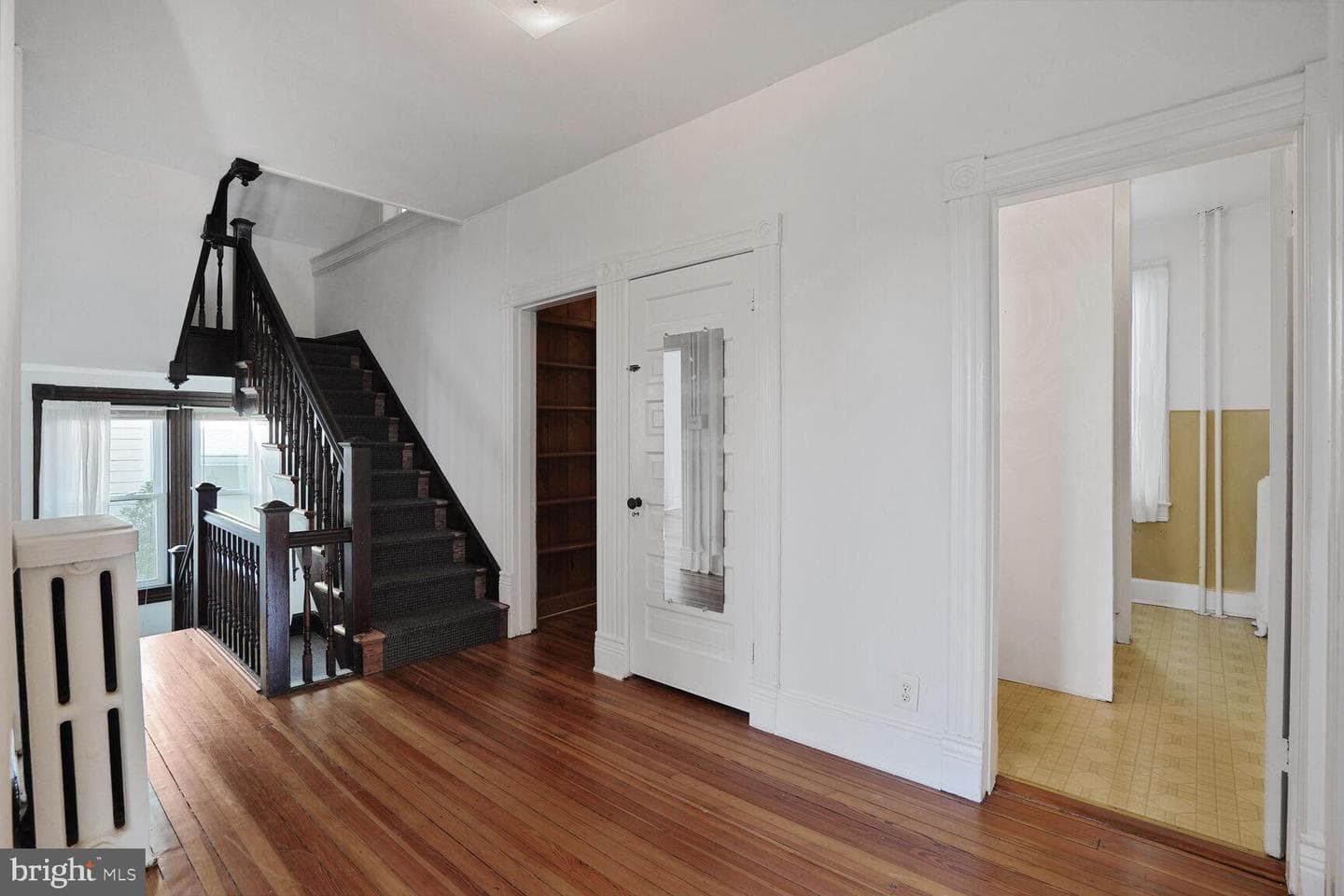 1033 Newton Street NE photo 35