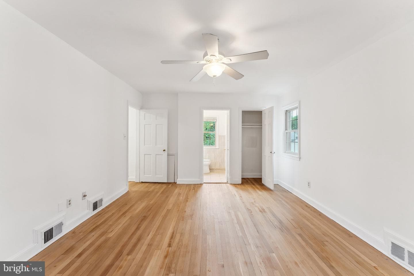 1614 Myrtle Street NW photo 14