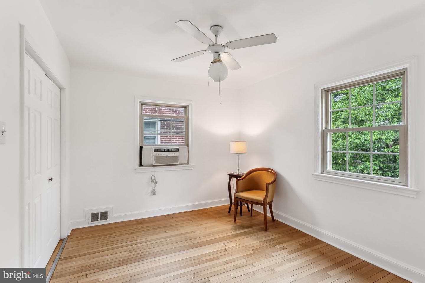 1614 Myrtle Street NW photo 20