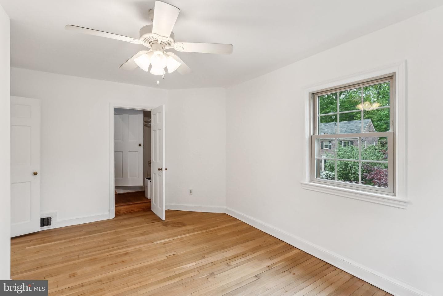 1614 Myrtle Street NW photo 21