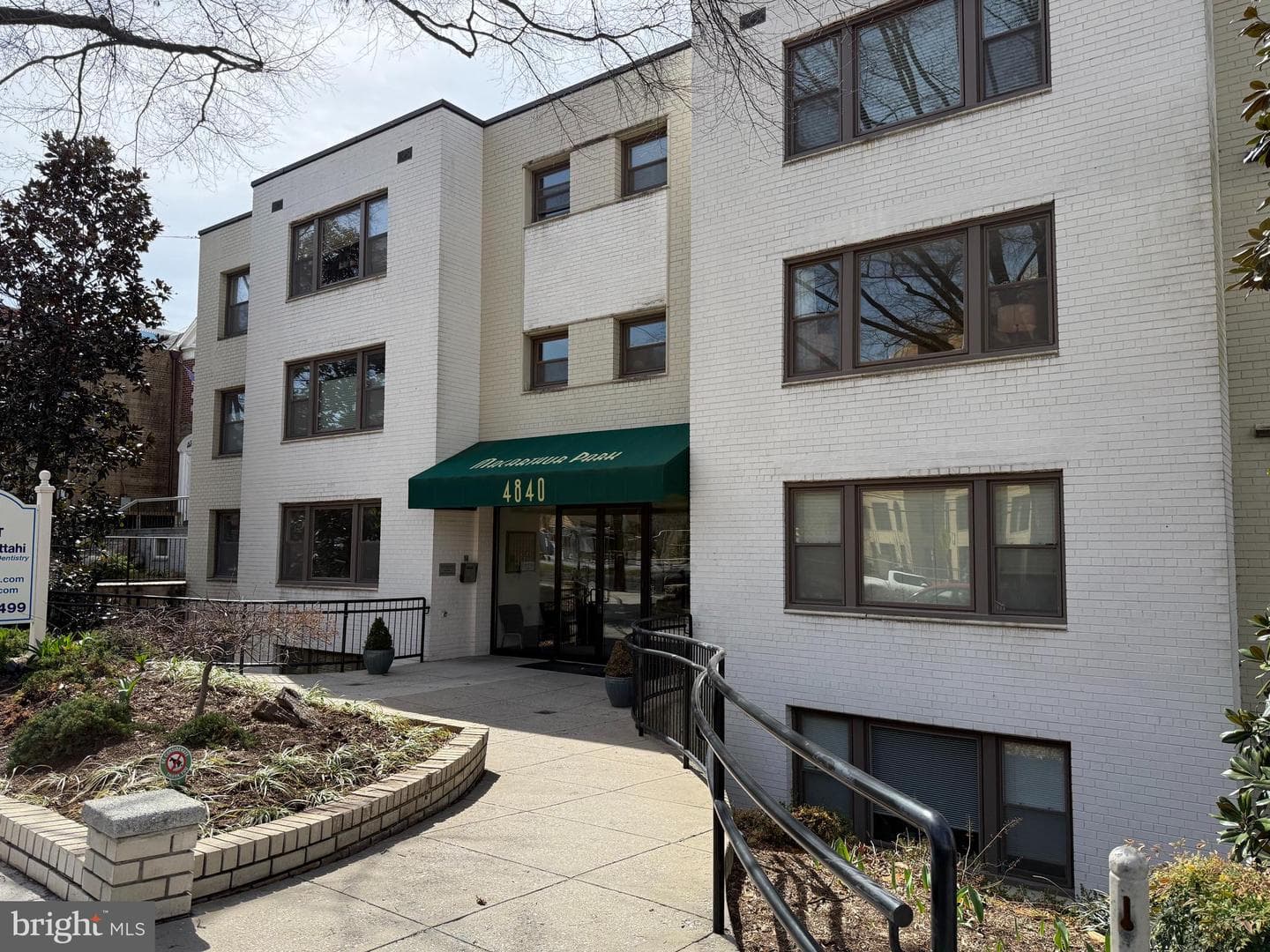 4840 Macarthur Boulevard NW #504 photo 1