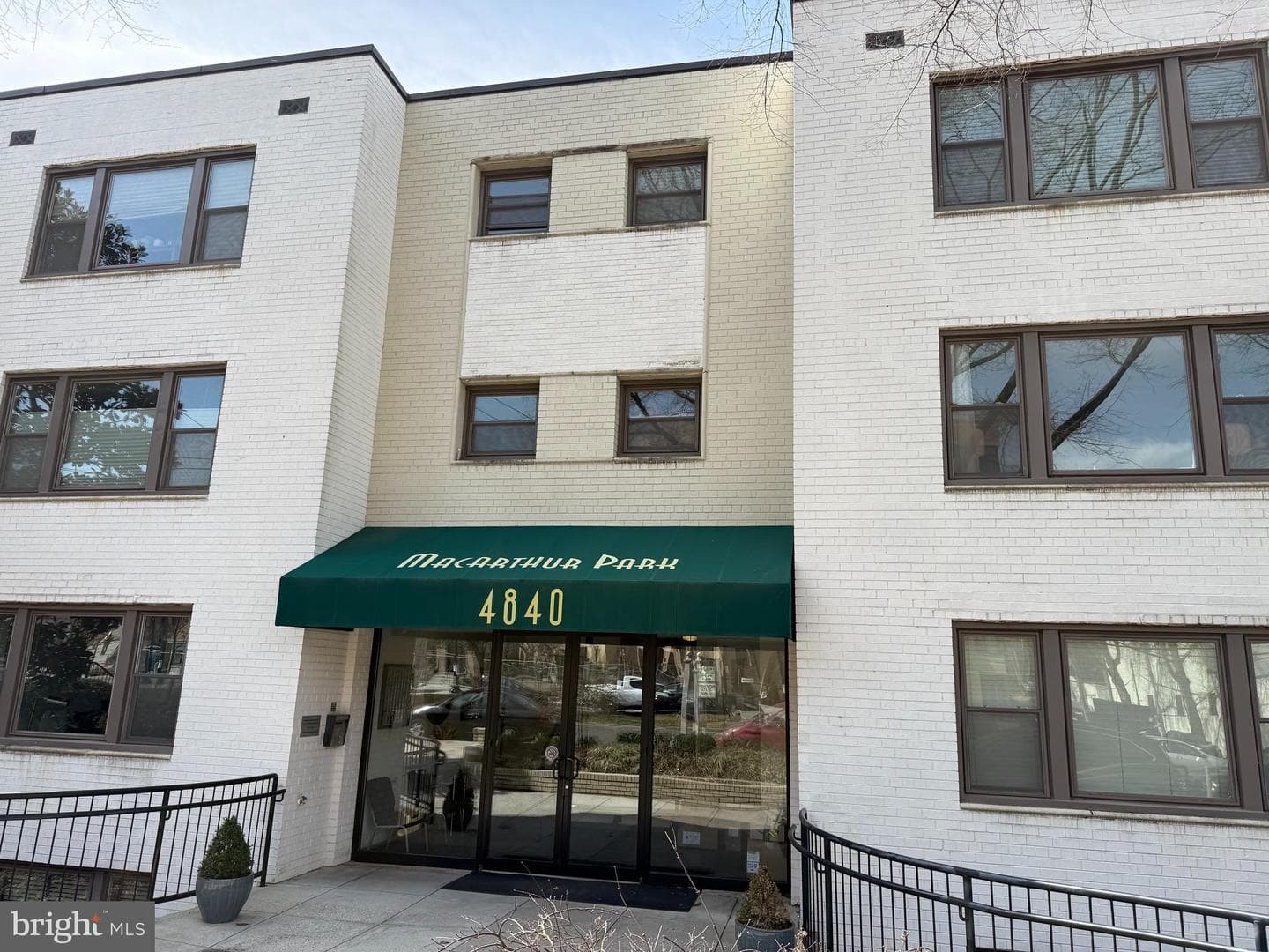 4840 Macarthur Boulevard NW #504 photo 2