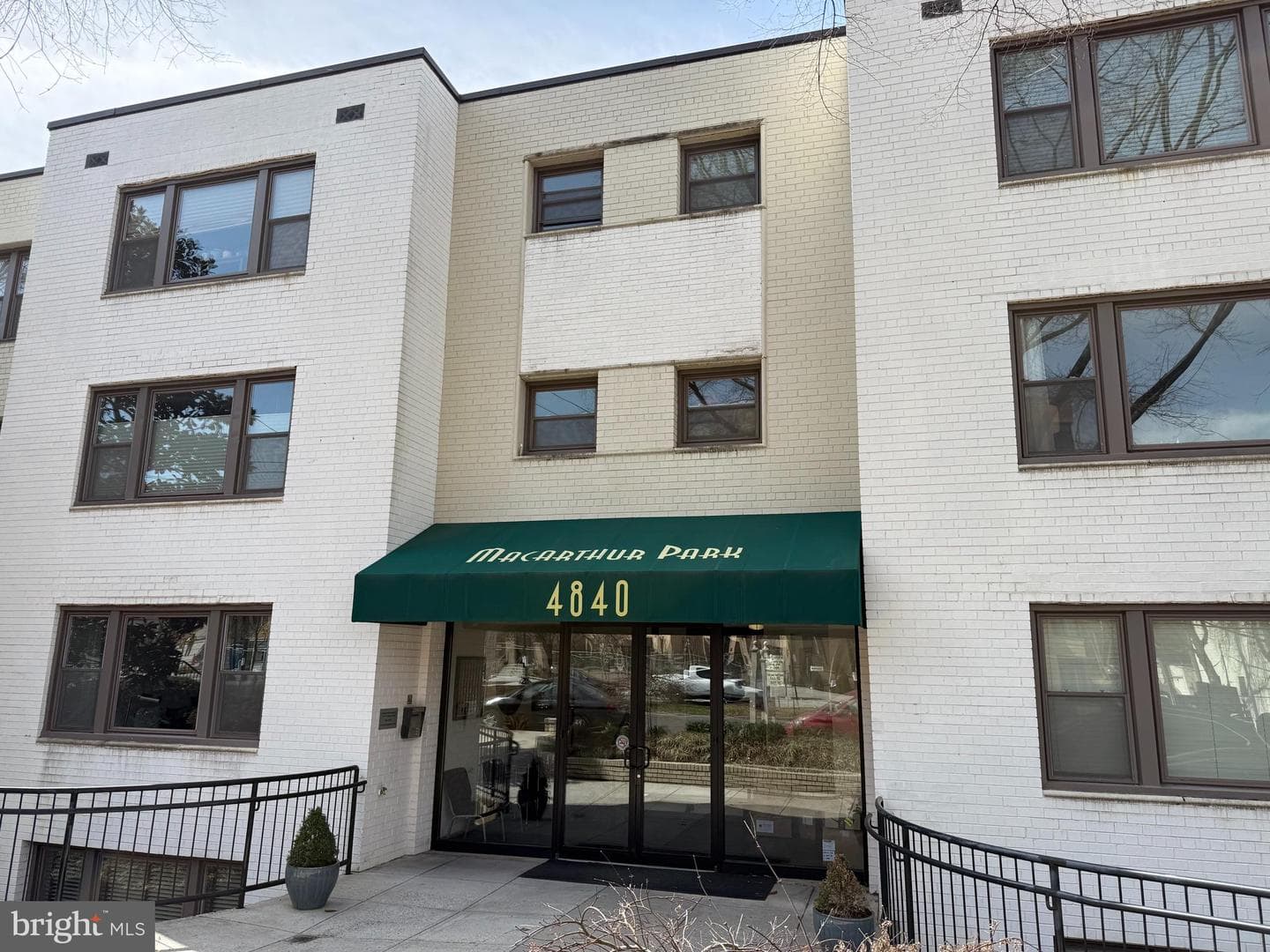 4840 Macarthur Boulevard NW #504 photo 3