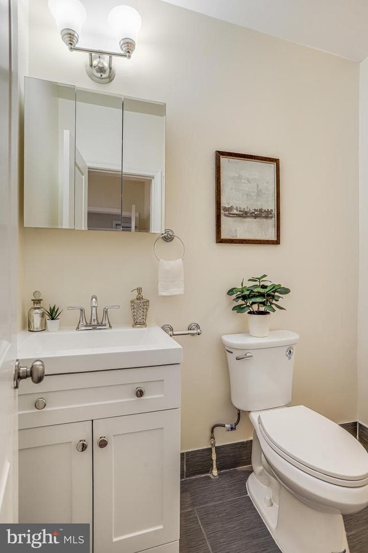 1318 Longfellow Street NW photo 21