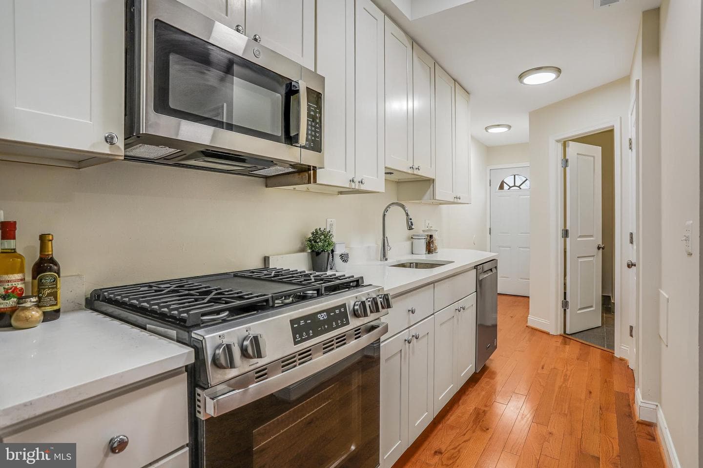 1318 Longfellow Street NW photo 8