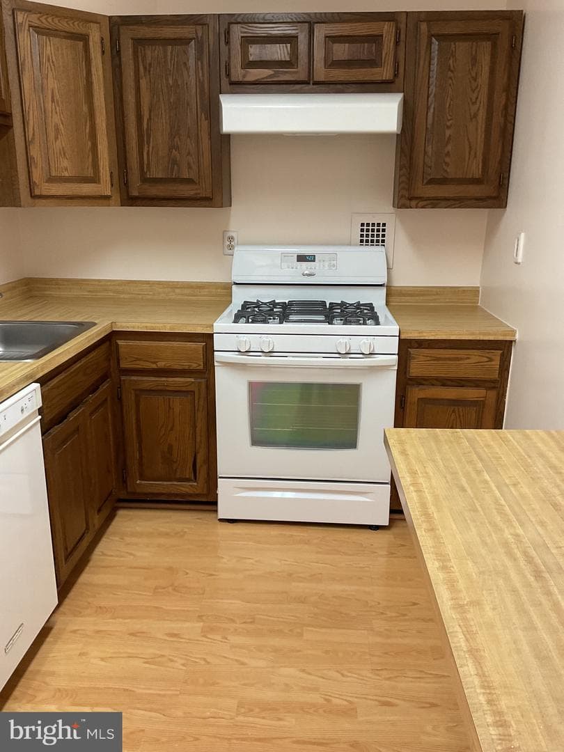 2939 Van Ness Street NW #731 photo 11