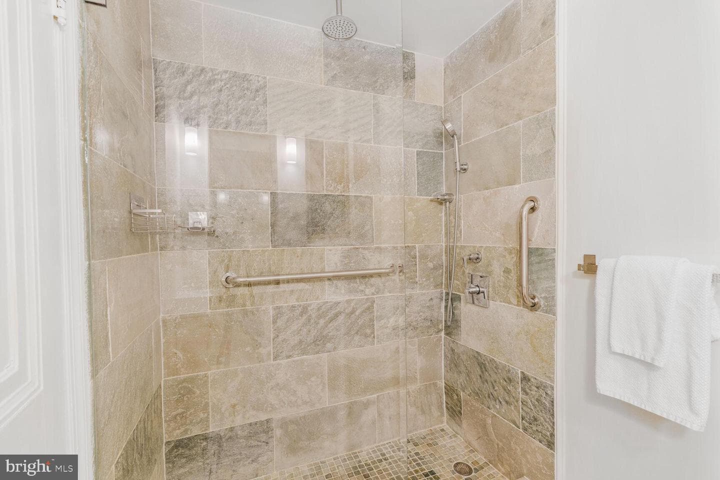 4000 Cathedral Avenue NW #105b photo 18
