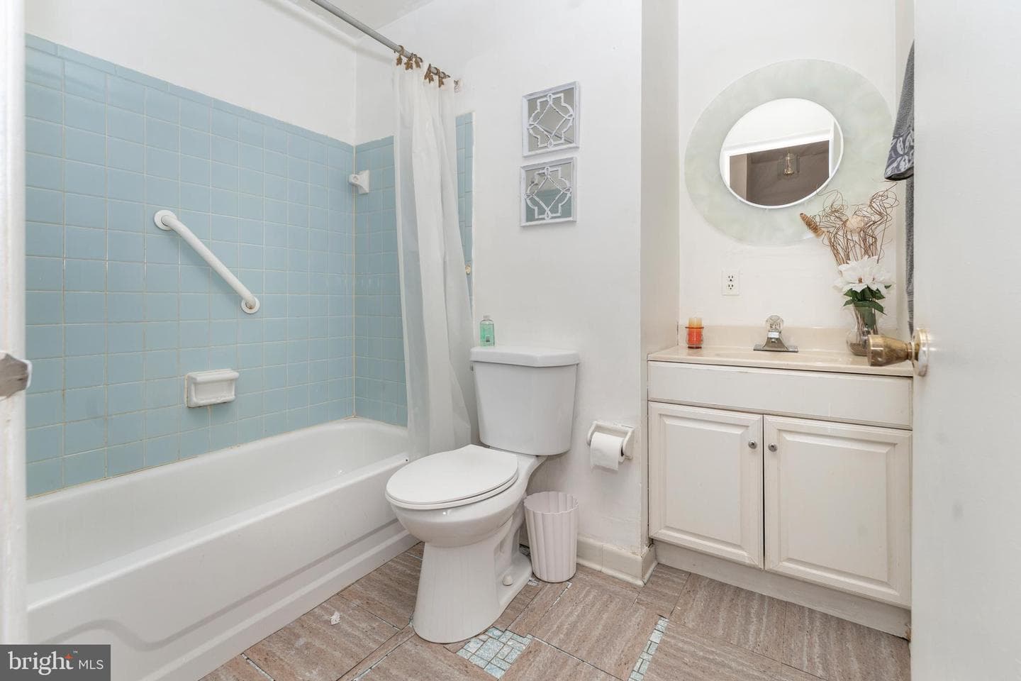 1643 11th Place NE photo 15