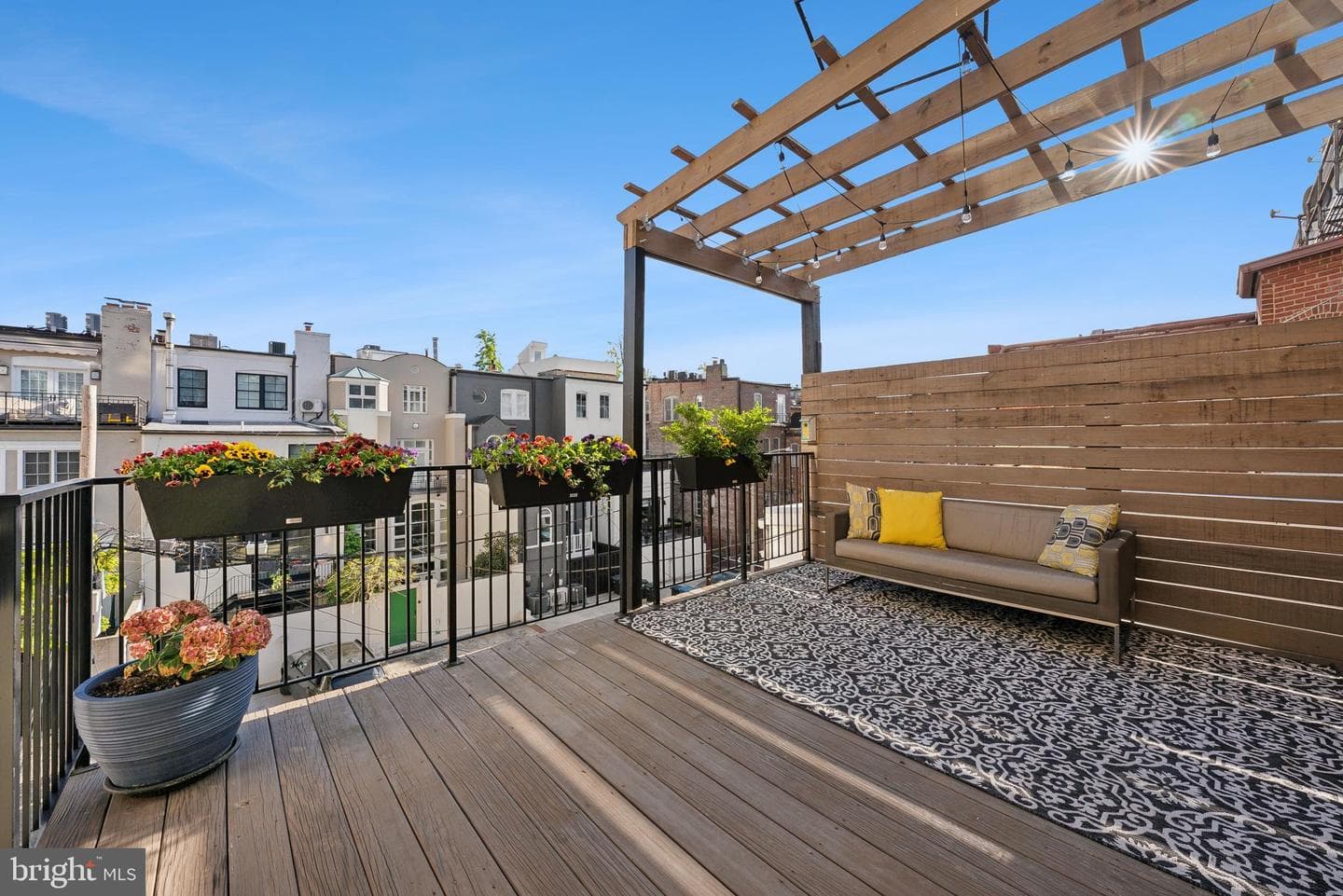 2008 R Street NW photo 25