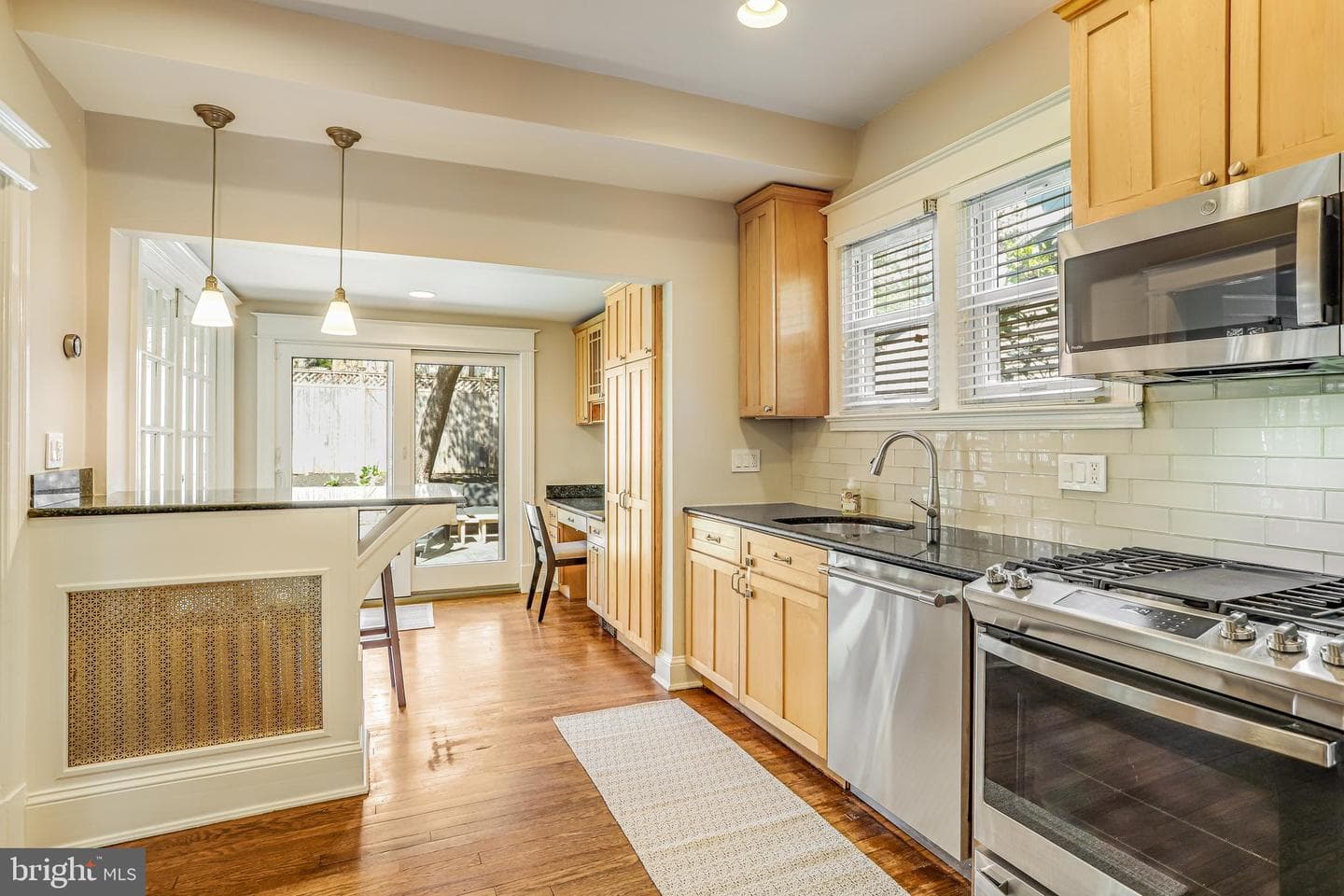 3703 Legation Street NW photo 9