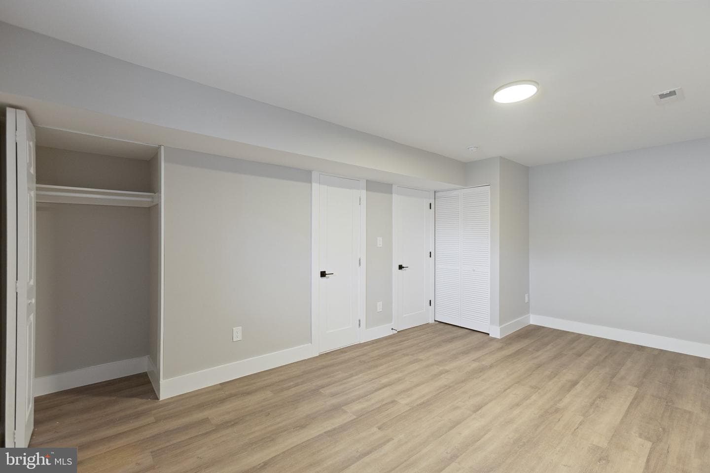 616 Buchanan Street NE photo 20