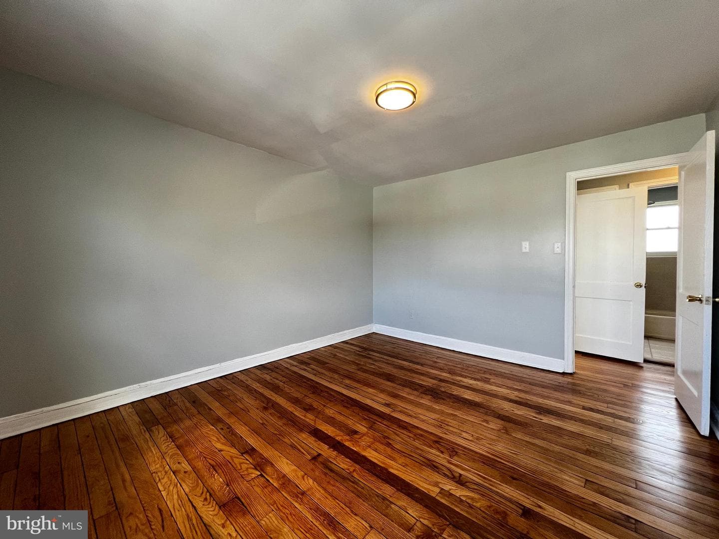 1171 Summit Street NE photo 15
