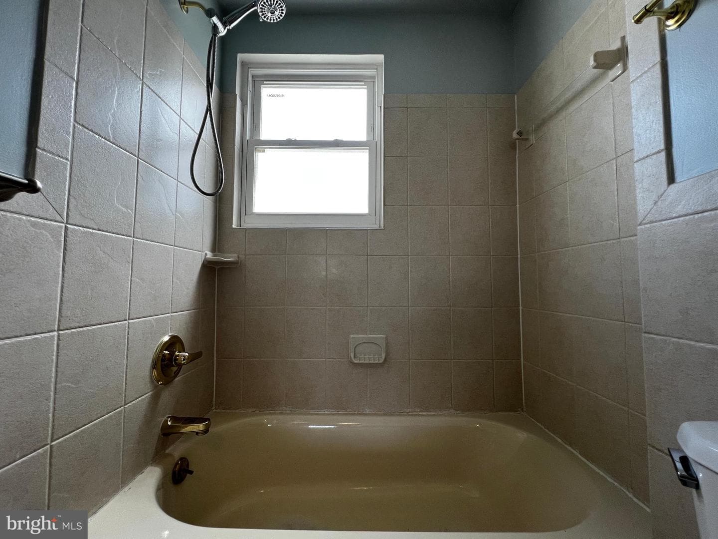 1171 Summit Street NE photo 24