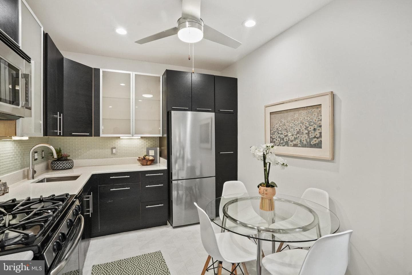 1669 Columbia Road NW #201 photo 11