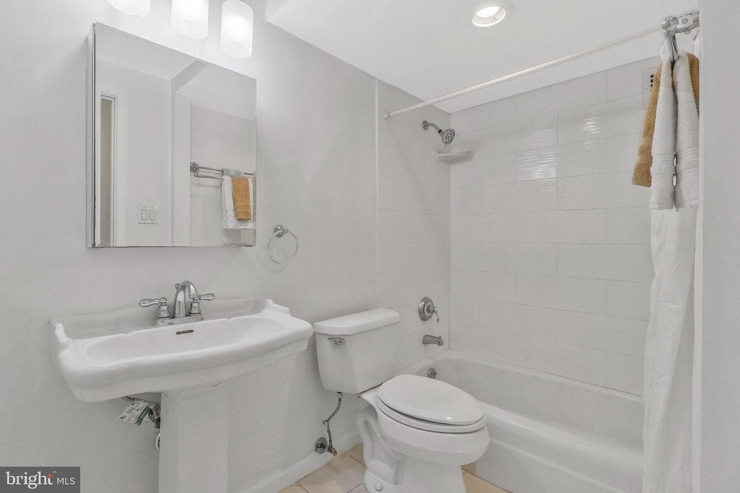 1816 New Hampshire Avenue NW #303 photo 18