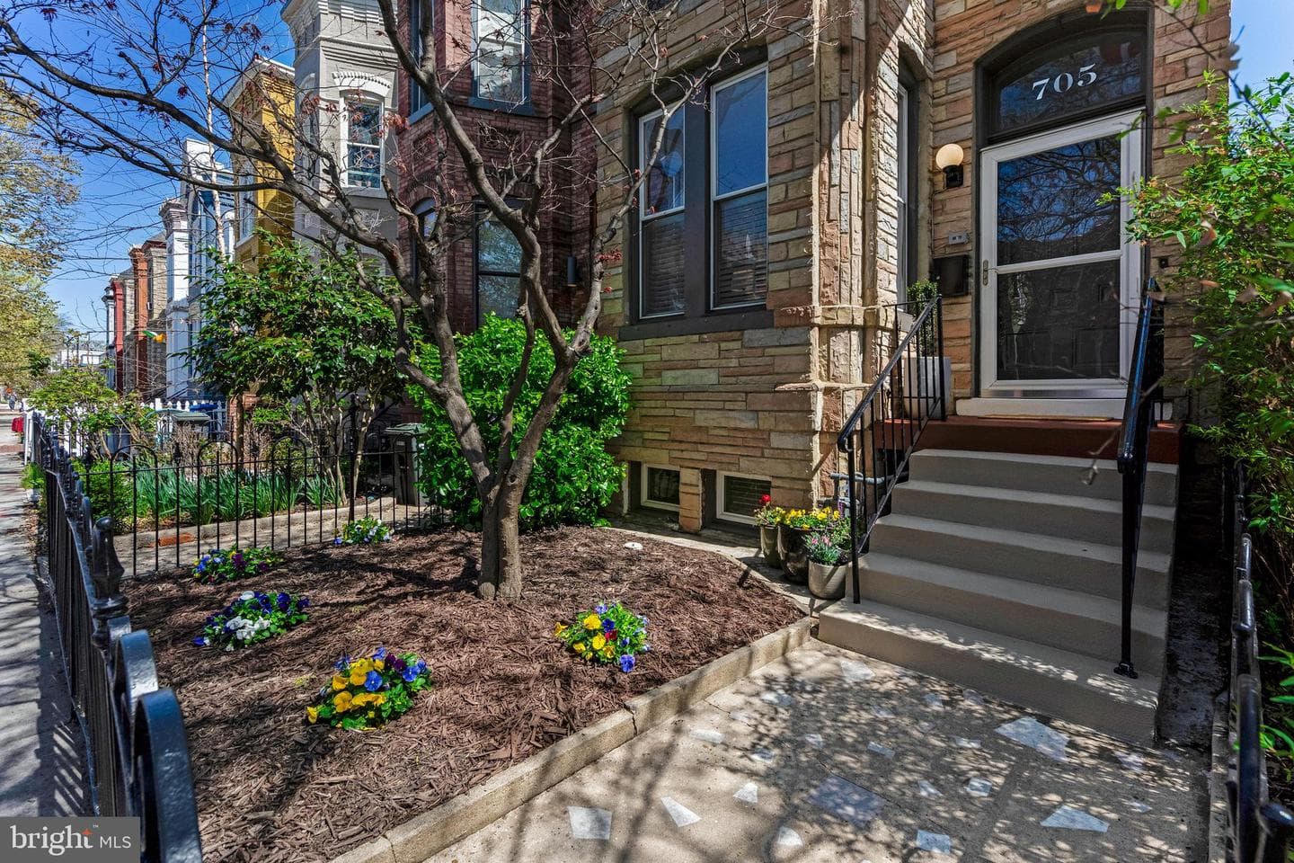 705 7th Street NE photo 3