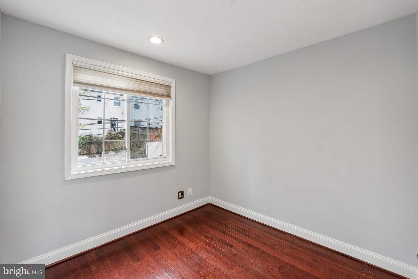 2250 Mount View Place SE photo 12