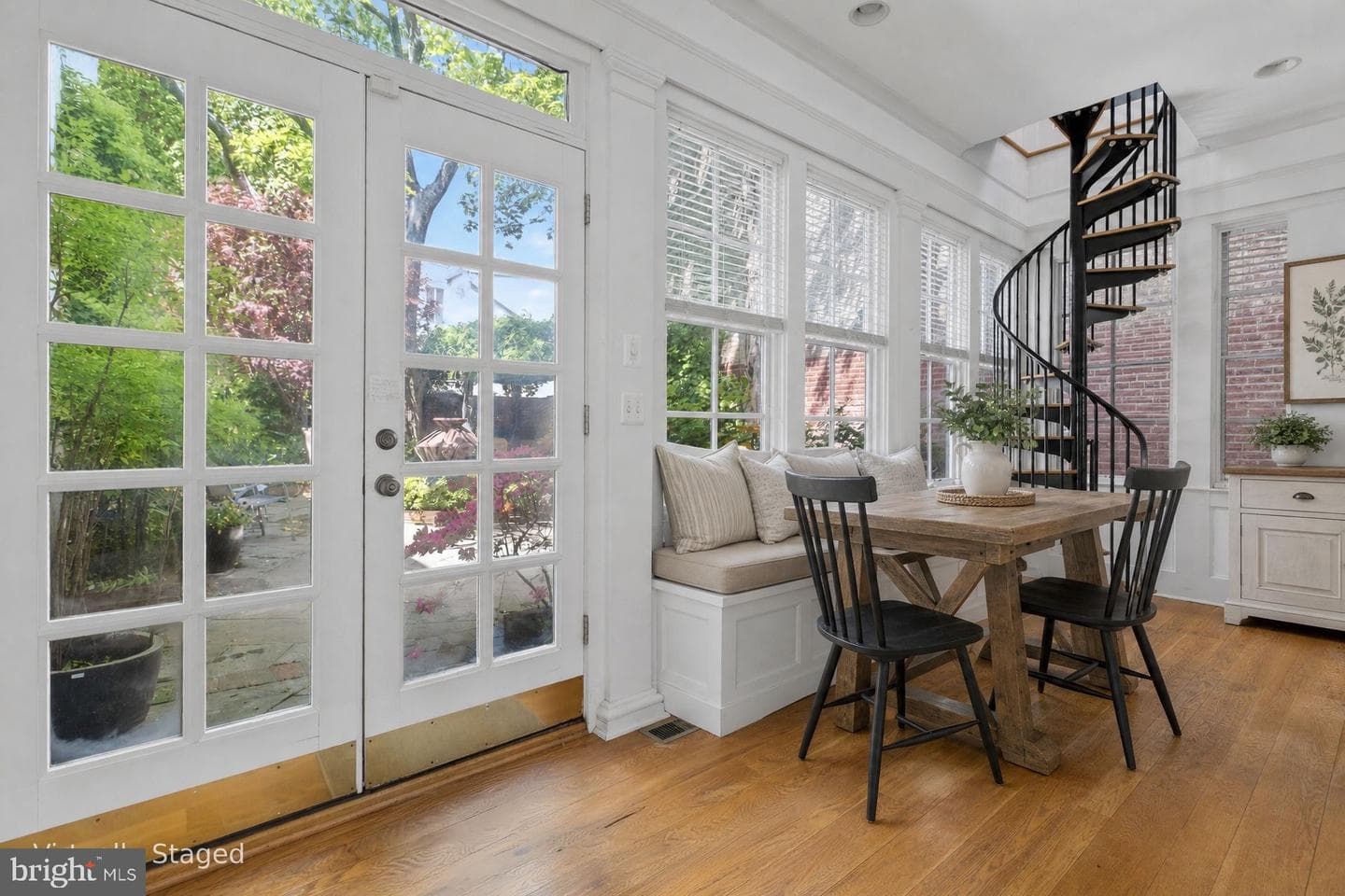 600 G Street SE photo 18