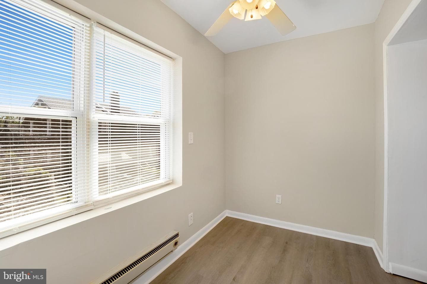 4333 Chaplin Street SE photo 11
