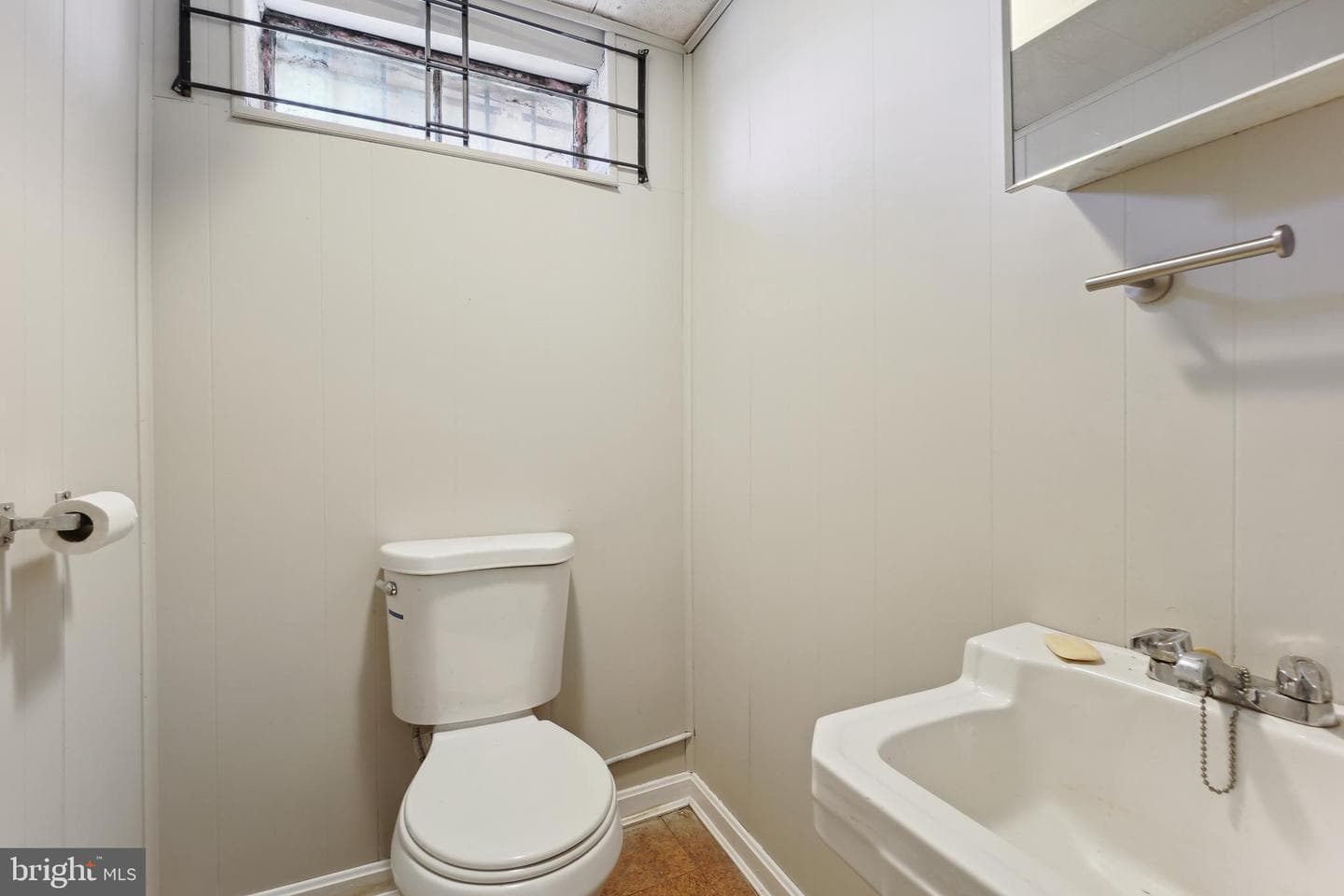 4333 Chaplin Street SE photo 21