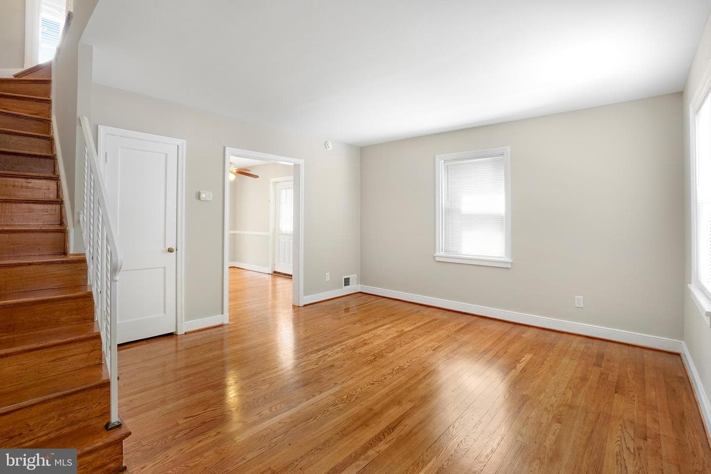 4333 Chaplin Street SE photo 4