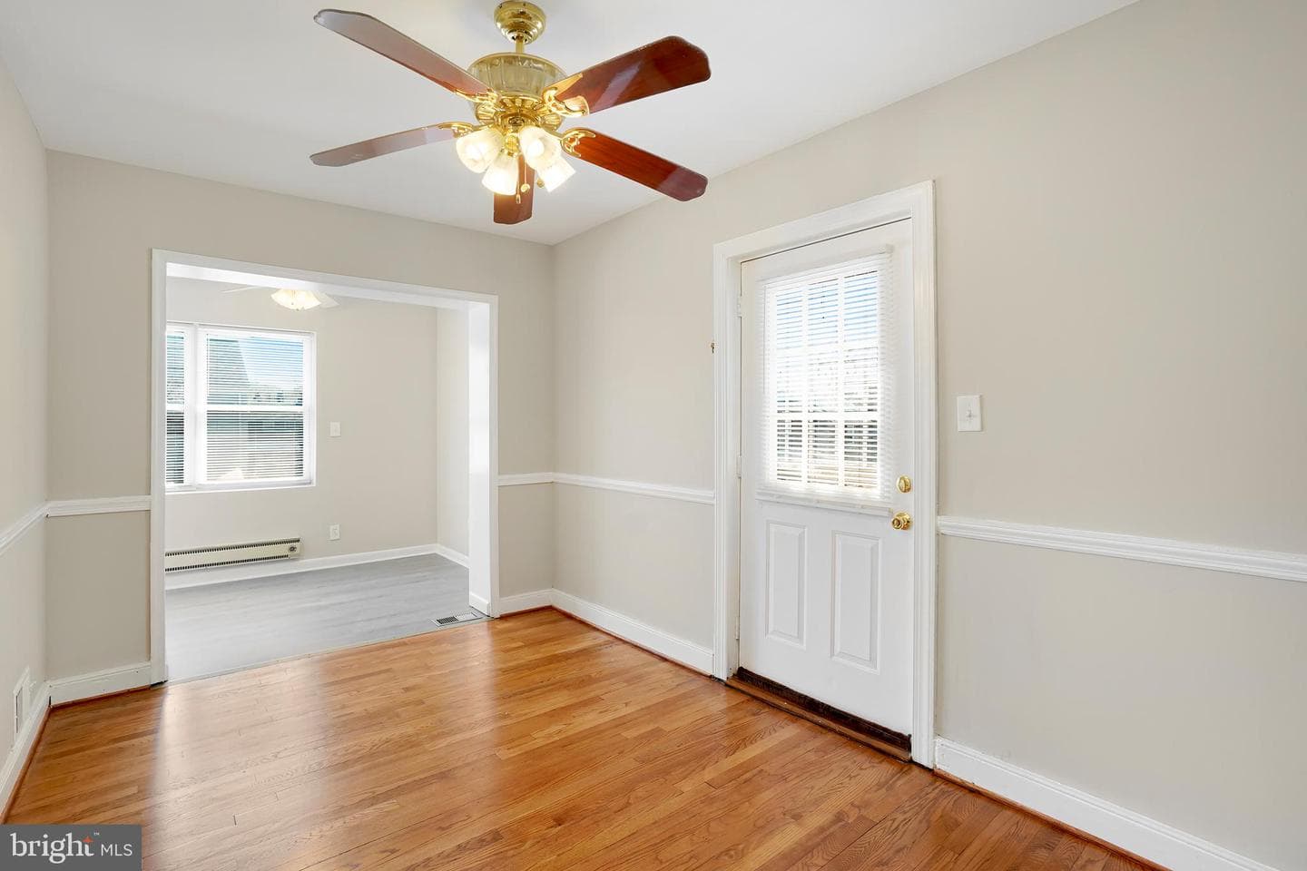4333 Chaplin Street SE photo 6